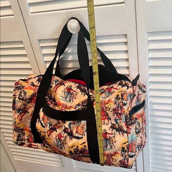#1552** Unisex’s Colorful Western Cowboy Print Duffel Bag - Picture 5 of 7